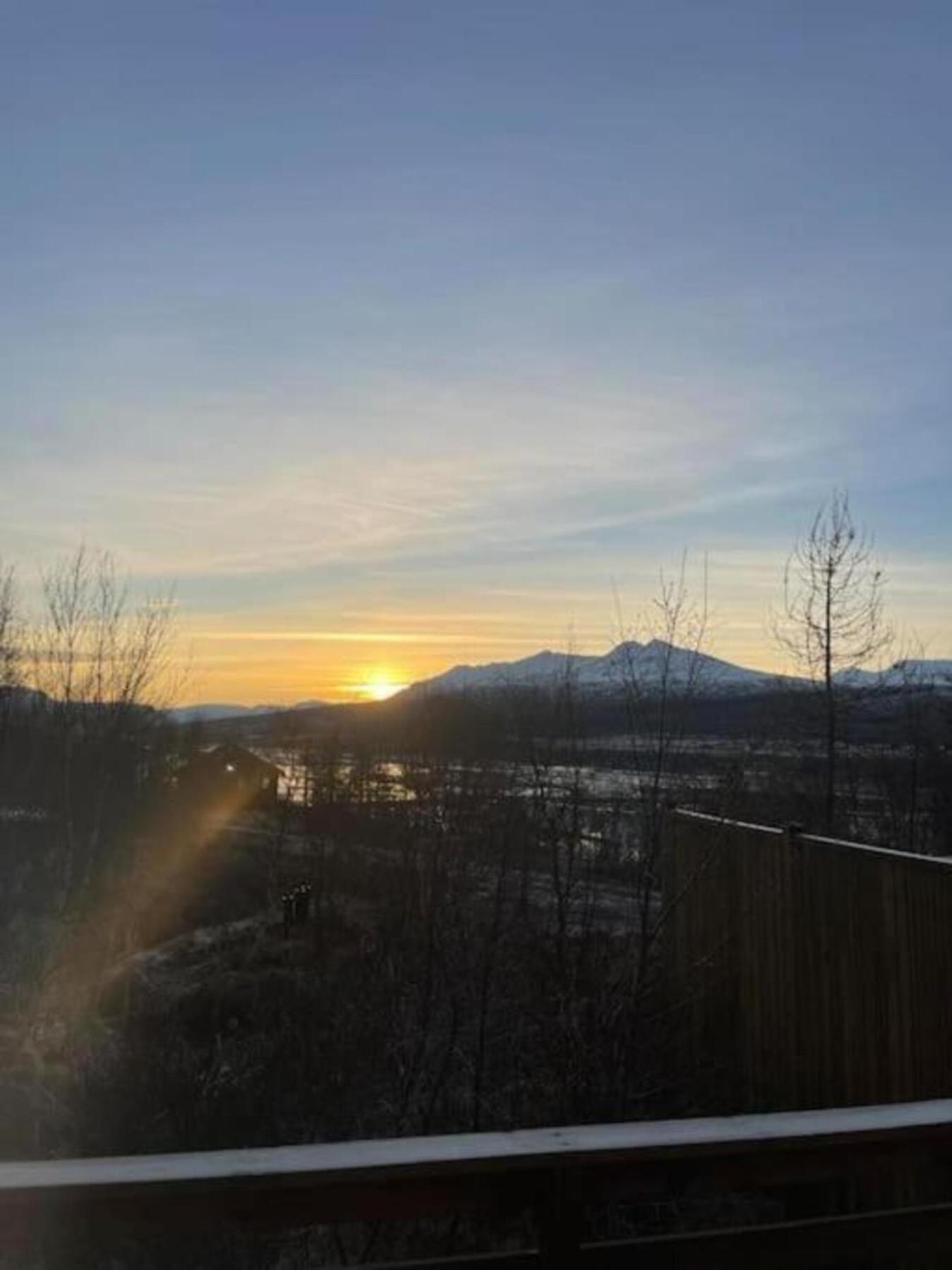 Cozy 2 Bedroom Cottage With Hot Tub Akureyri Bagian luar foto