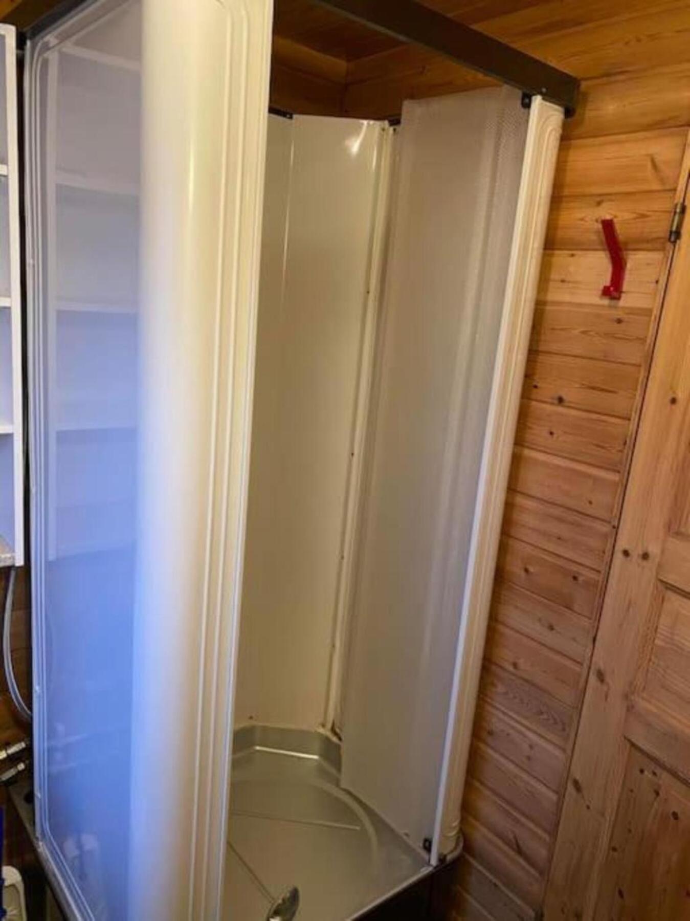 Cozy 2 Bedroom Cottage With Hot Tub Akureyri Bagian luar foto